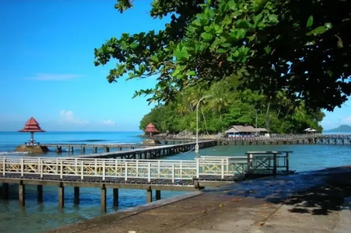 Carocok Beach, a Holiday Destination Full of Beauty and Exciting Activities on the South Coast