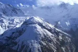 Jayawijaya Mountains, Indonesia's Highest Peak with Eternal Snow in Papua